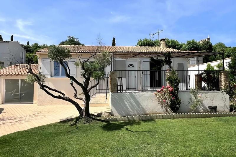 Villa - 102 m² - 4 pièces