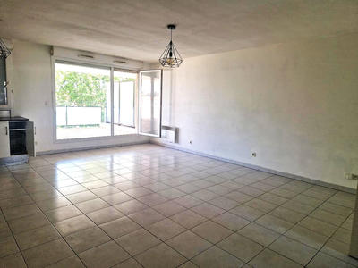 Appartement - 75 m² - 4 pièces