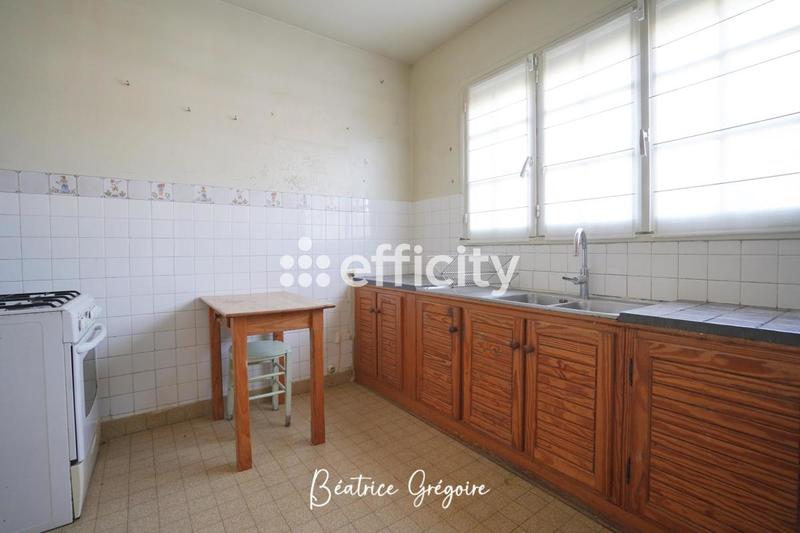 Maison - 93 m² - 4 pièces