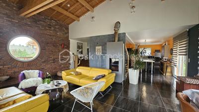 Maison - 166 m² - 6 pièces