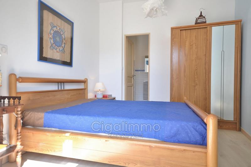 Villa - 212 m² - 8 pièces