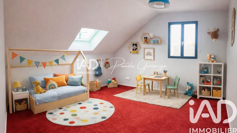 Maison - 322 m² - 8 pièces