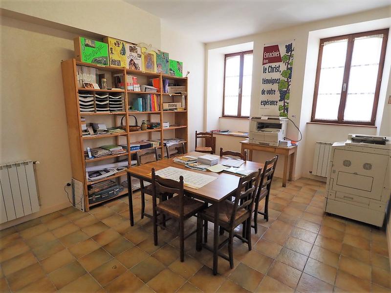 Maison - 300 m² - 10 pièces