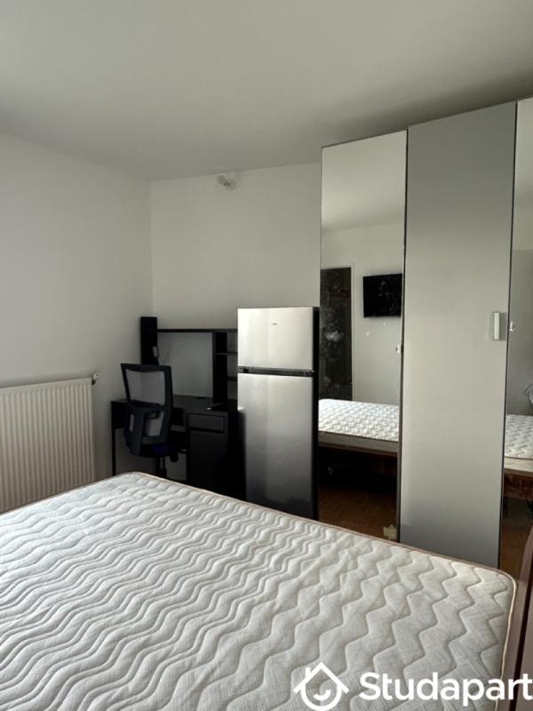 Chambre - 12 m² - 1 pièce