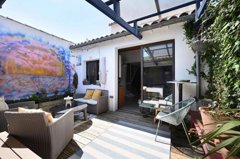 Maison de ville - 100 m² - 5 pièces