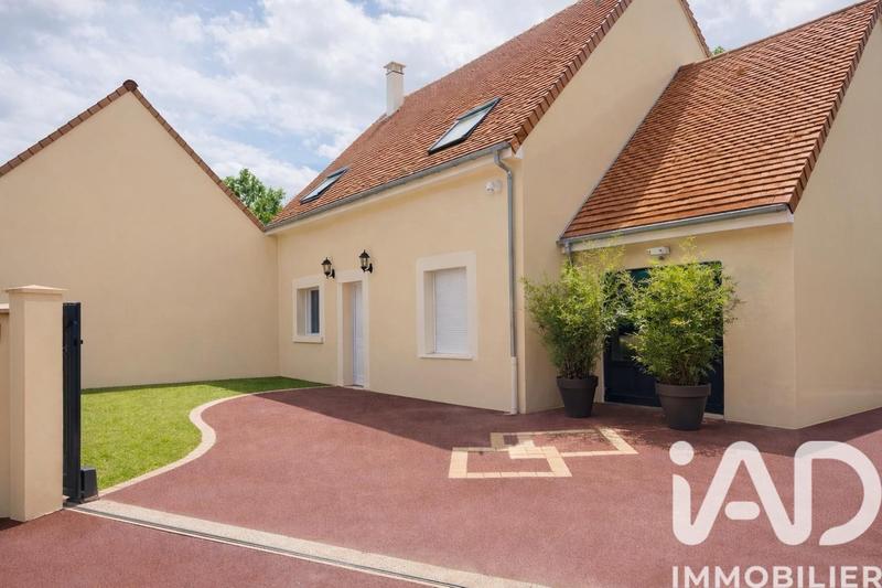 Maison - 130 m² - 7 pièces