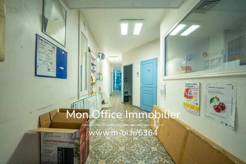 Bureau - 102 m² - 6 pièces