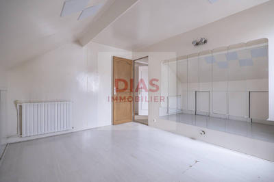 Maison - 119 m² - 1 pièce