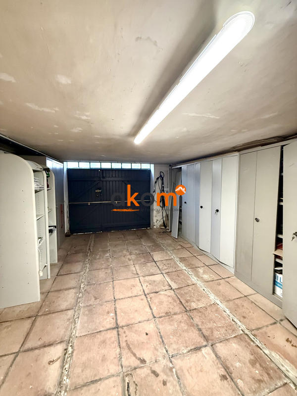 Maison - 432 m² - 8 pièces