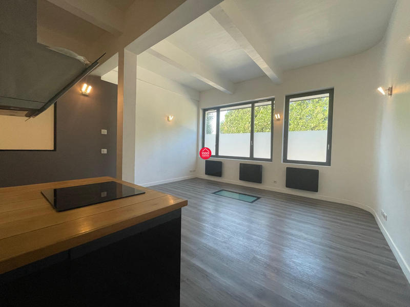 Loft - 78 m² - 3 pièces