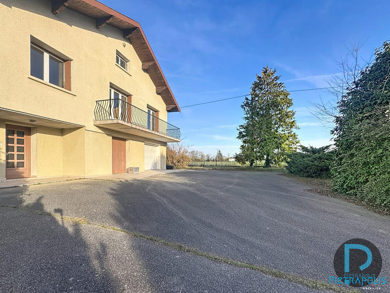 Maison - 140 m² - 5 pièces