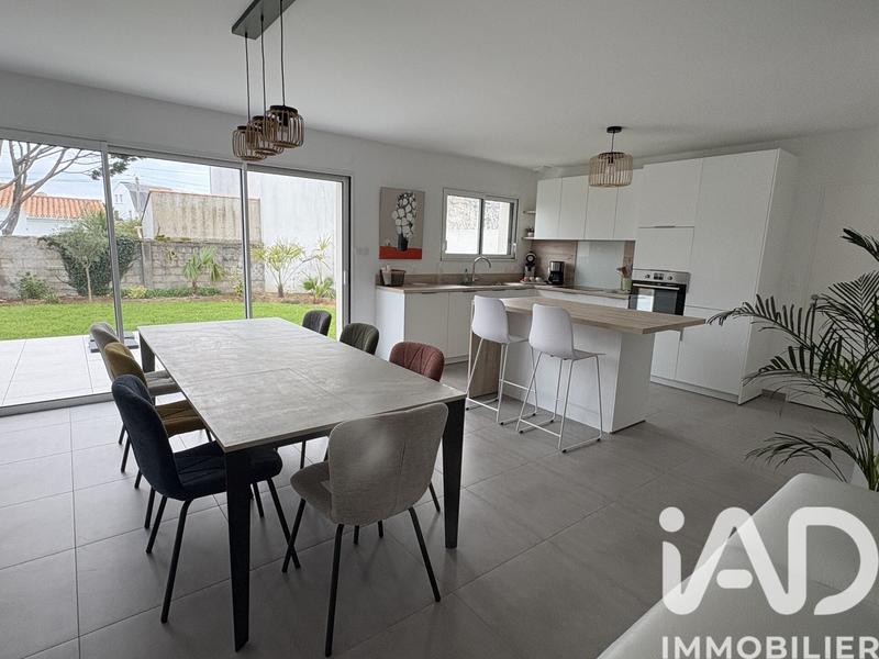 Maison - 136 m² - 4 pièces