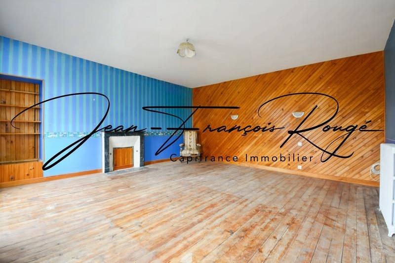 Maison - 243 m² - 10 pièces