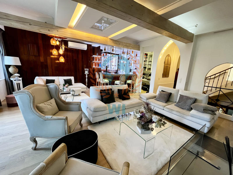 Maison de village - 200 m² - 6 pièces