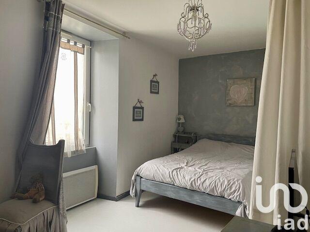 Maison - 245 m² - 10 pièces