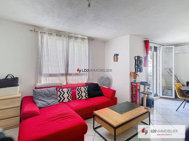 Appartement - 84 m² - 4 pièces