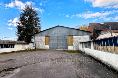 Maison - 235 m² - 1 pièce