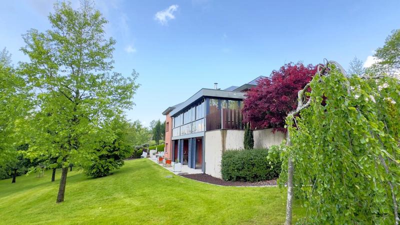 Maison d'architecte - 321 m² - 10 pièces