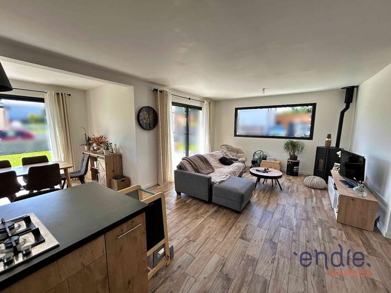 Maison - 103 m² - 5 pièces