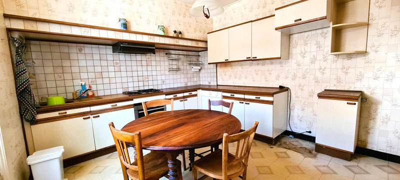 Maison - 128 m² - 7 pièces