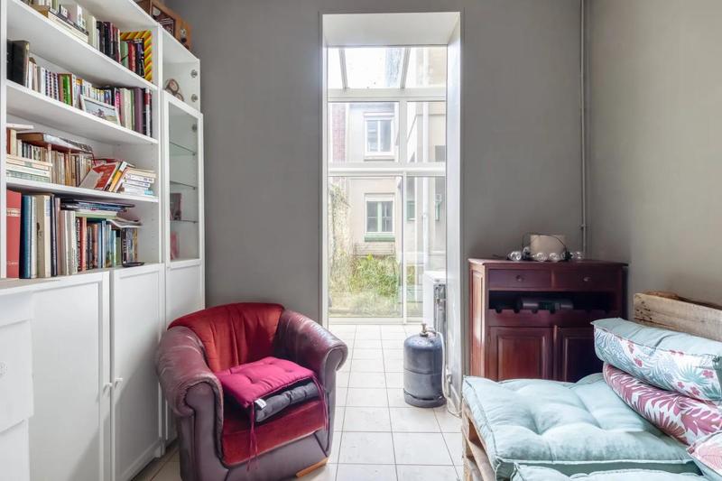 Demeure - 238 m² - 11 pièces