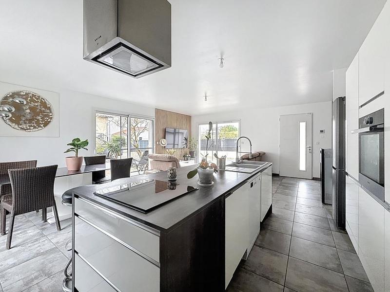 Maison - 91 m² - 4 pièces