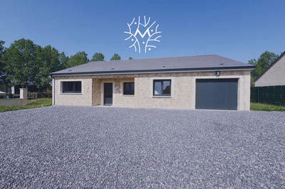 Maison - 96 m² - 5 pièces