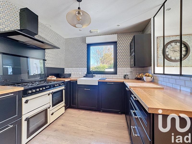 Maison - 155 m² - 8 pièces