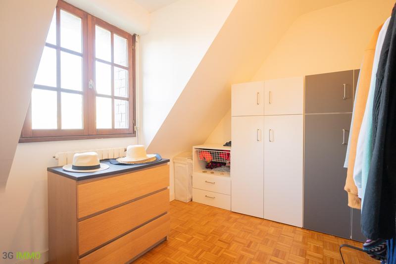 Maison traditionnelle - 150 m² - 6 pièces