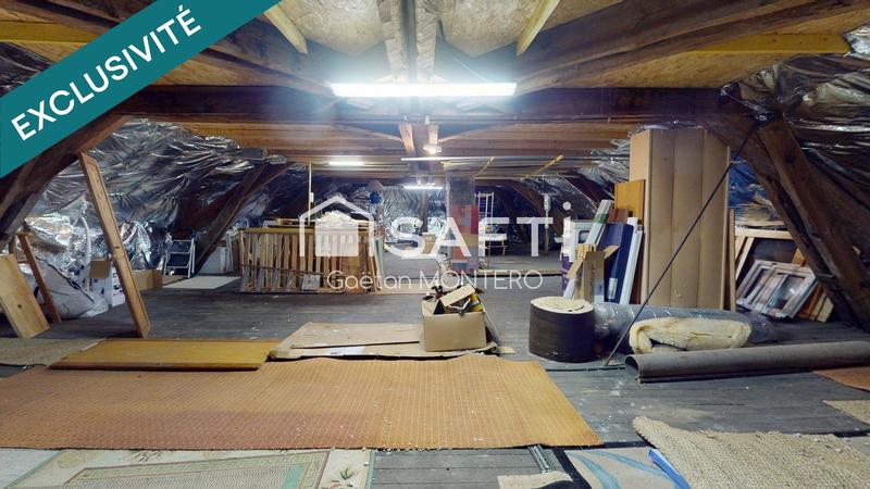 Maison - 279 m² - 9 pièces