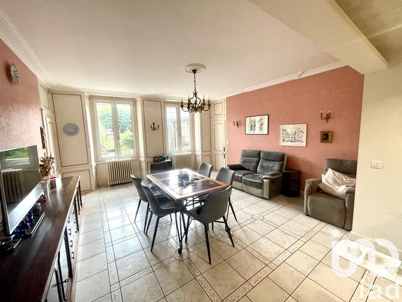 Maison - 179 m² - 8 pièces