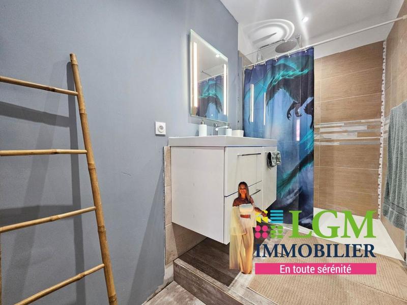 Maison - 180 m² - 6 pièces