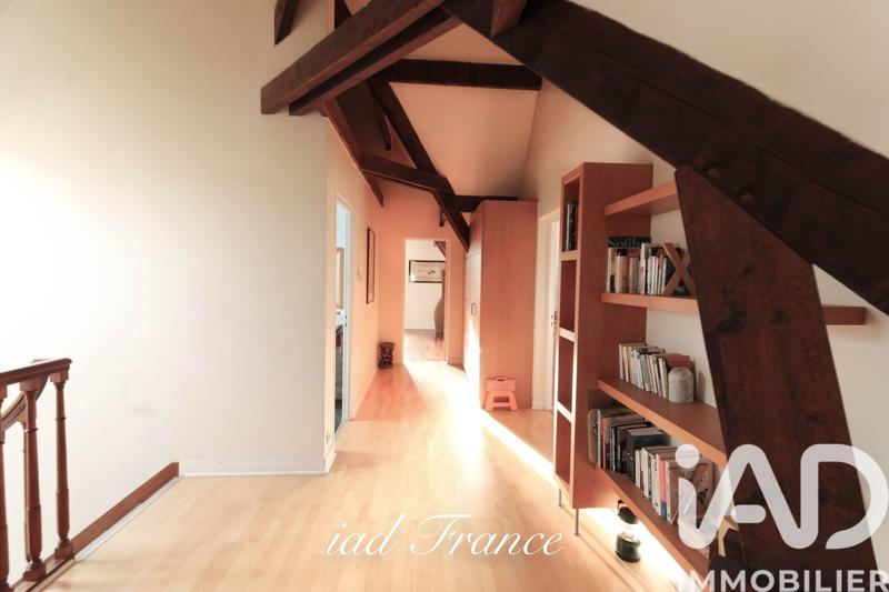 Maison - 189 m² - 8 pièces