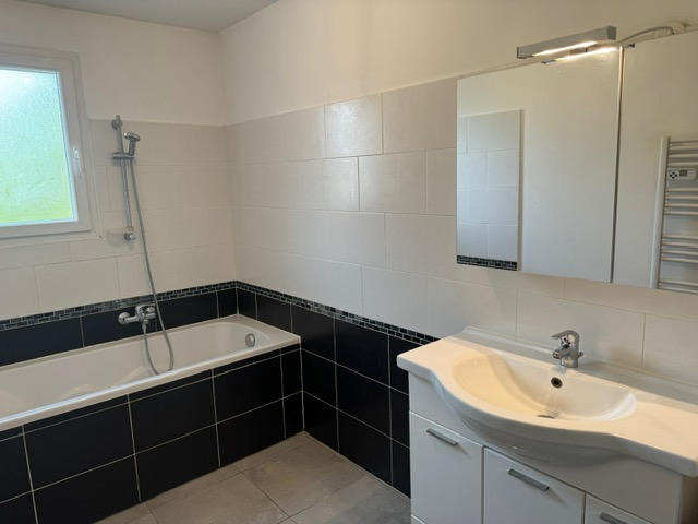 Appartement - 92 m² - 3 pièces