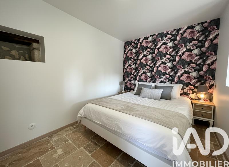 Maison - 335 m² - 12 pièces