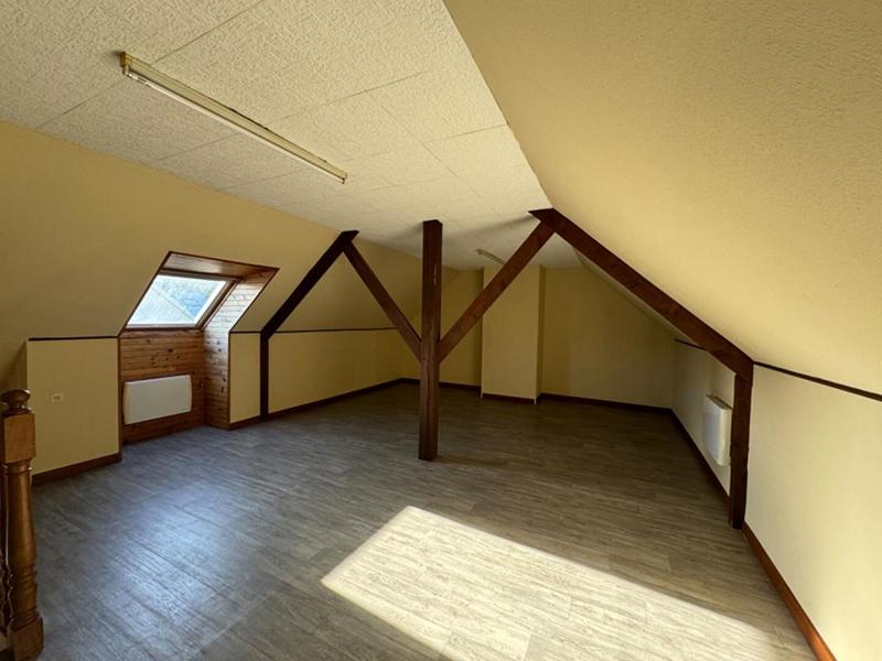 Maison - 121 m² - 6 pièces