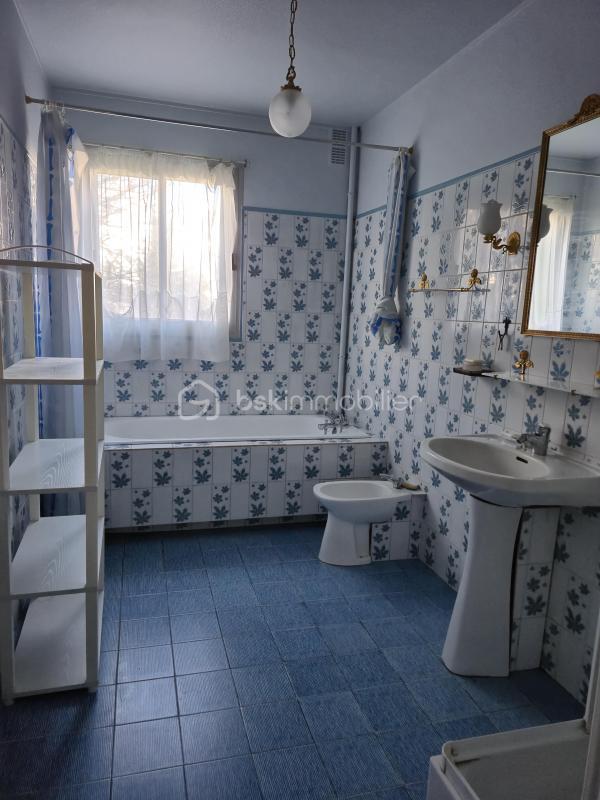 Maison - 162 m² - 6 pièces