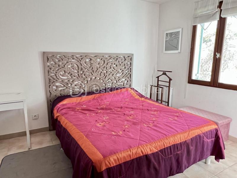 Maison traditionnelle - 187 m² - 7 pièces