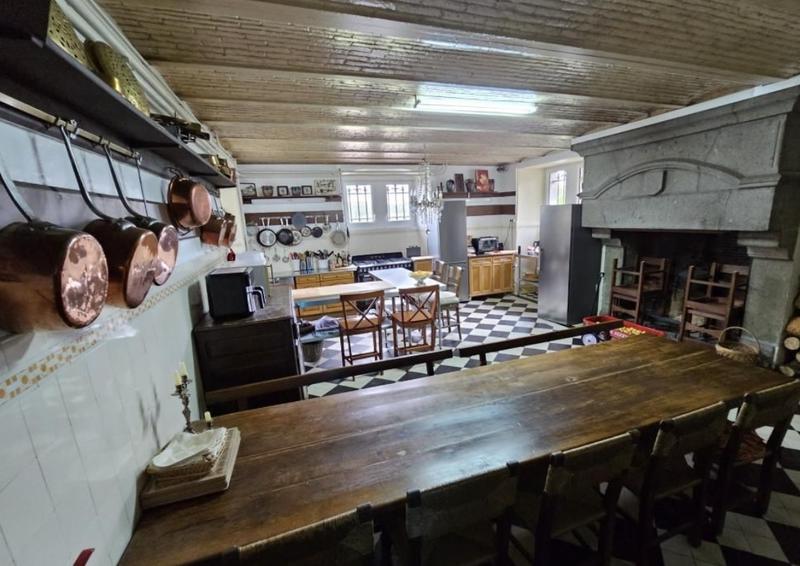 Manoir - 530 m² - 12 pièces