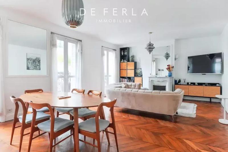 Appartement - 99 m² - 4 pièces