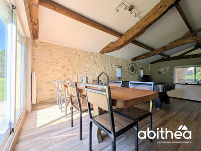 Maison - 190 m² - 4 pièces