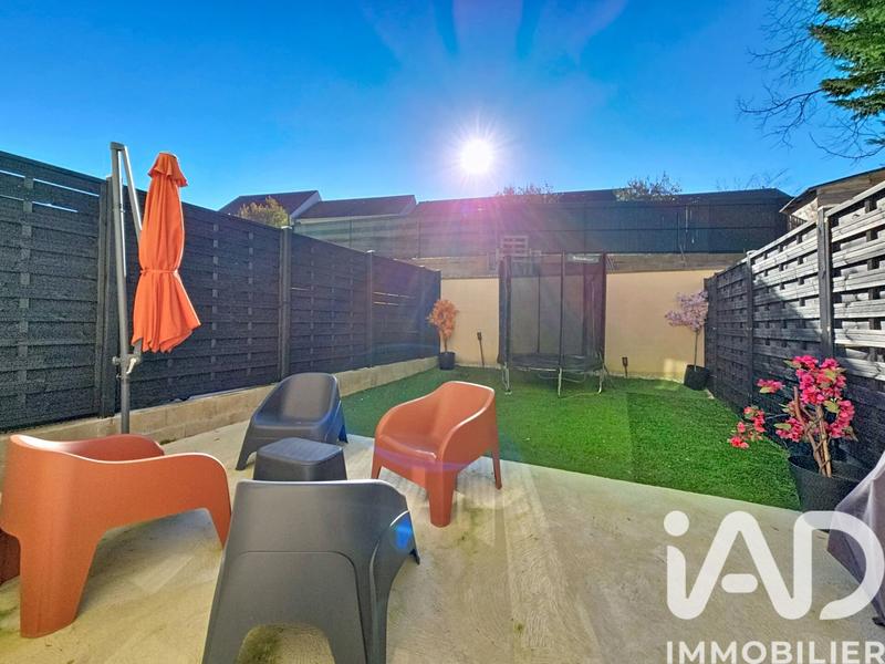 Maison - 94 m² - 5 pièces