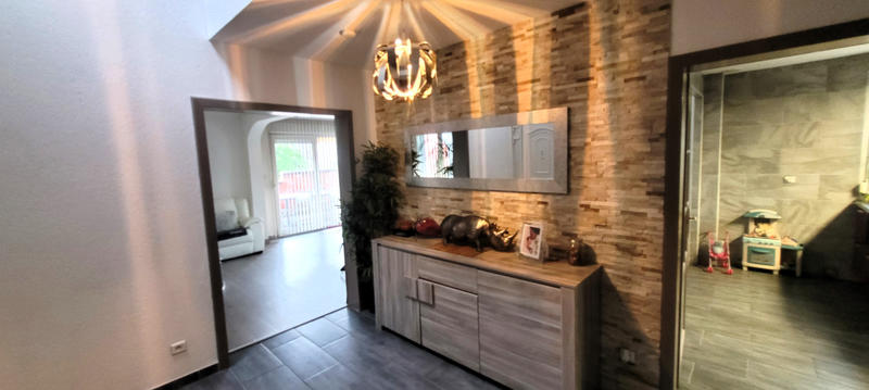 Maison - 160 m² - 6 pièces