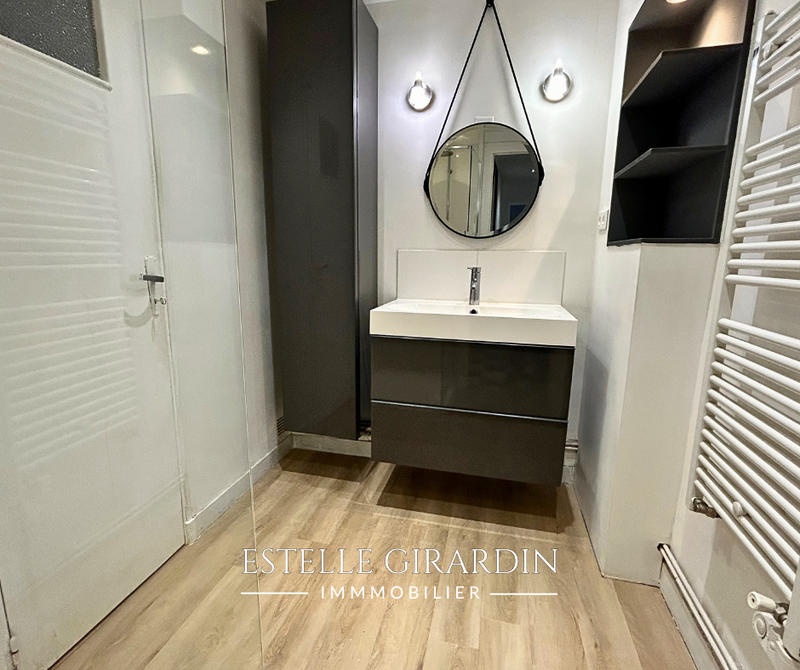 Appartement - 60 m² - 2 pièces