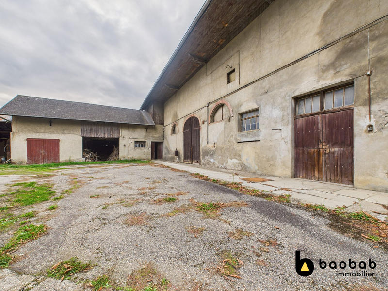 Ferme - 300 m² - 5 pièces
