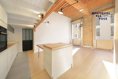 Appartement - 81 m² - 3 pièces