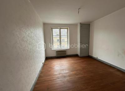 Appartement - 137 m² - 7 pièces