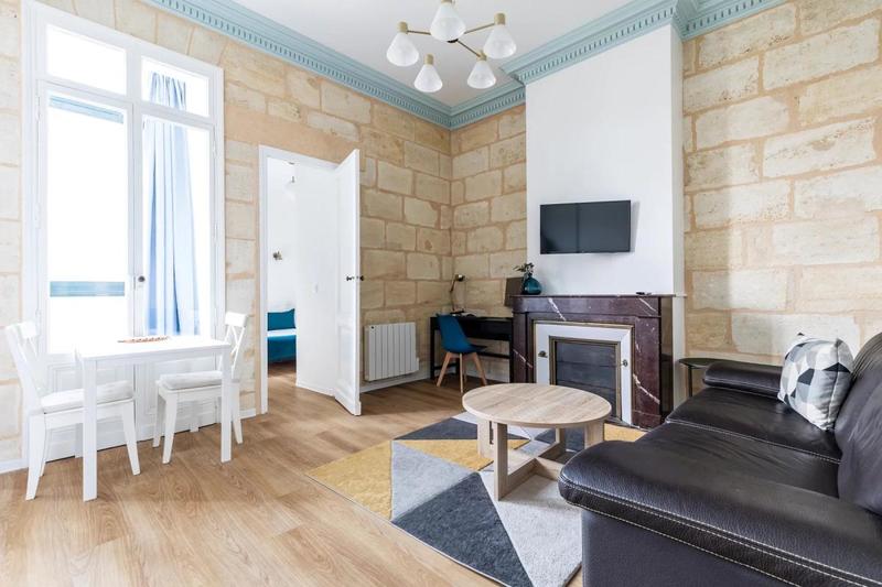 Hôtel particulier - 265 m² - 8 pièces