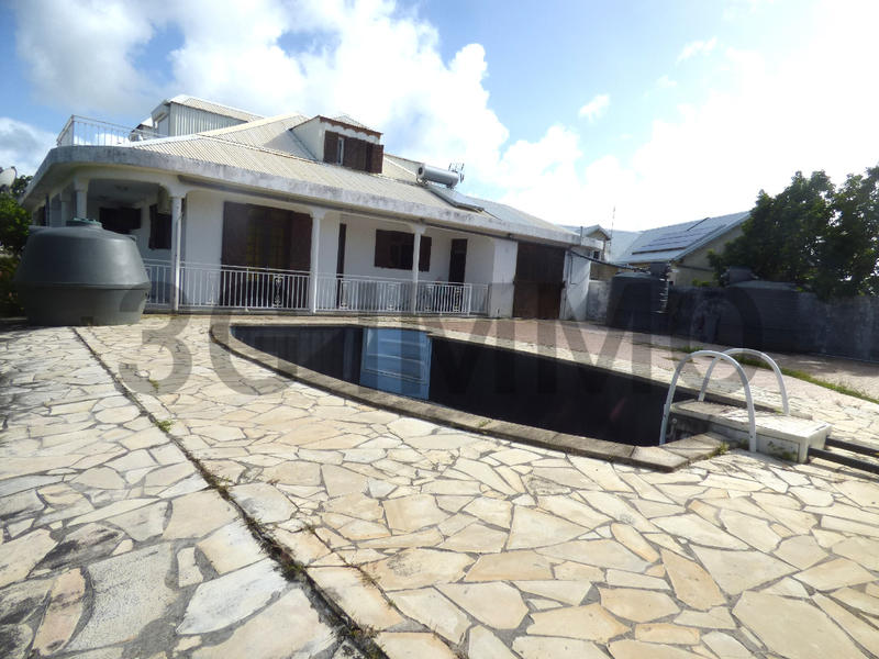 Maison - 160 m² - 7 pièces