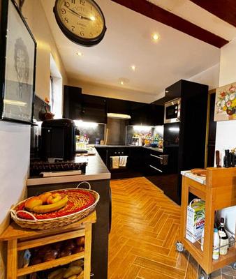 Demeure - 110 m² - 4 pièces